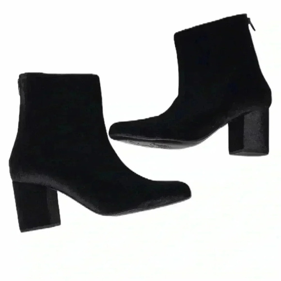Free People Cecile Black Velvet Round Toe Ankle Boot Booties Size 41 - Picture 5 of 8